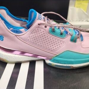 Limited Edition Easter- Damian Lillard Adidas-size 12.5